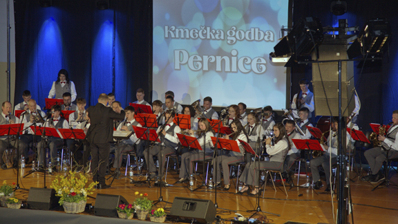 Kmečka godba  Pernice