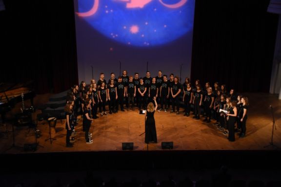 Mladinski pevski zbor I. gimnazije Maribor