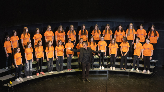 MPZ OŠ Destrnik – Trnovska vas, zborovodja Ernest Kokot 